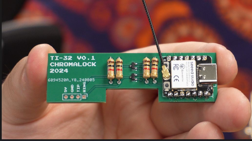 新“作弊神器”？德州仪器 TI-84 PLUS 计算器被改造接入 ChatGPT AI