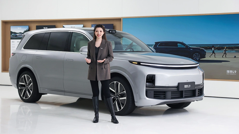 宋紫薇回应从理想汽车离职:创业一直是我心里一颗种子,希望去探索 AI 智能硬件赛道 宋紫薇回应从理想汽车离职:创业一直是我心里一颗种子,希望去探索 AI 智能硬件赛道