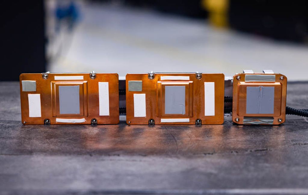 探秘全球最大 AI 集群 xAI Colossus:122 天建成,10 万张英伟达 H100 构筑马斯克 AI 愿景 探秘全球最大 AI 集群 xAI Colossus:122 天建成,10 万张英伟达 H100 构筑马斯克 AI 愿景