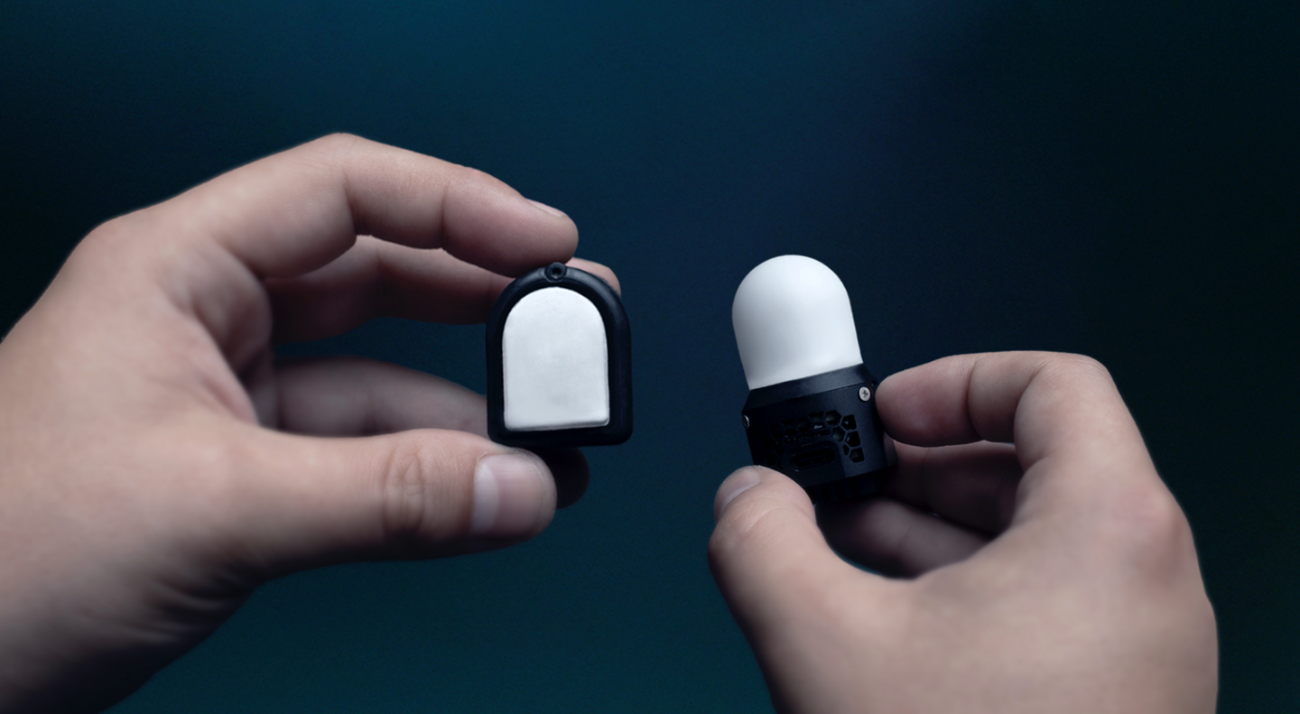 Meta 公布机器人触觉感知能力研究成果:利用手指传感器结合“AI 大脑”理解 / 操作外界物体 Meta 公布机器人触觉感知能力研究成果:利用手指传感器结合“AI 大脑”理解 / 操作外界物体