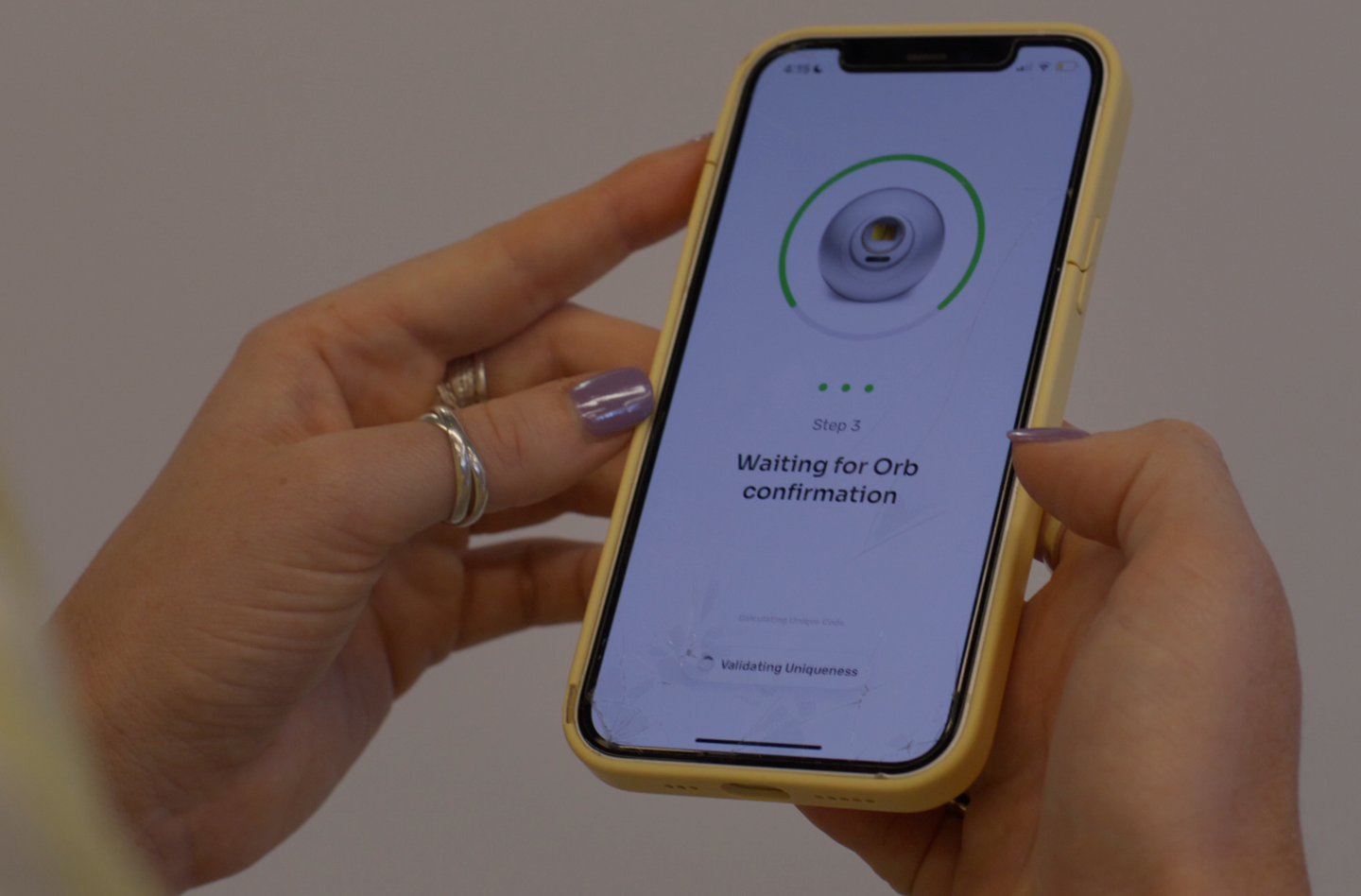 在 AI 时代如何证明你是人类,OpenAI 奥尔特曼推聊天应用 World 尝试虹膜识别 在 AI 时代如何证明你是人类,OpenAI 奥尔特曼推聊天应用 World 尝试虹膜识别