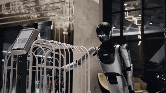 擎朗智能发布人形具身服务机器人 XMAN-R1,能够完成“点单-配餐-送餐-收餐”等长任务闭环 图片