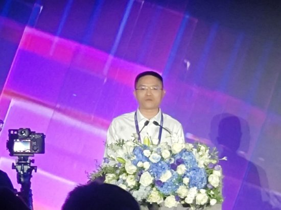 腾讯副总裁蔡学忠:看好AI的长期价值,内部30%代码由人工智能在写
